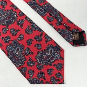 JUSTERS SILK TIE BOLD RED BLUE PAISLEY SMOOTH VINTAGE MADE IN CANADA 3.75" X 54"